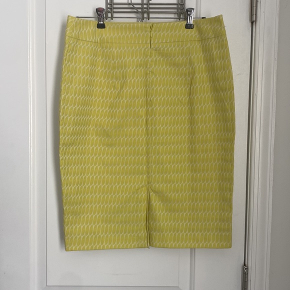 Ann Taylor Pencil Skirt - Picture 2 of 3